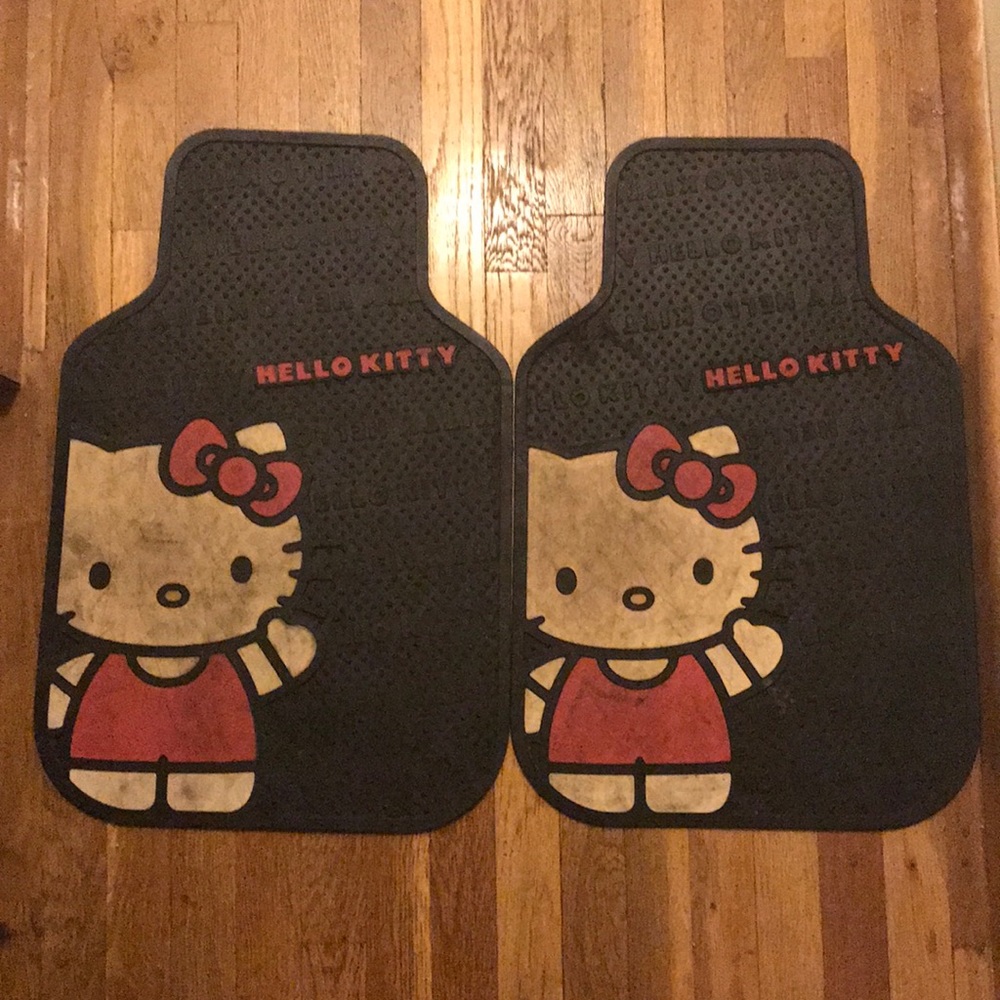 HELLO KITTY CAR FLOOR MATS
